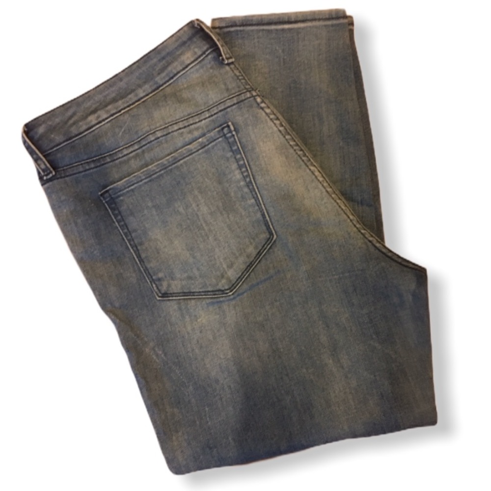 Old Navy 'Rockstar' Mid-Rise Cropped Jeans (14)